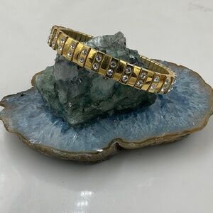 Vtg. 7 1/2” Elegant Gold & Silver Flex Band Bracelet With Sparkling Crystals